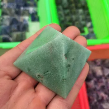 Verde dongling natural jade cristalina pirâmide de cura